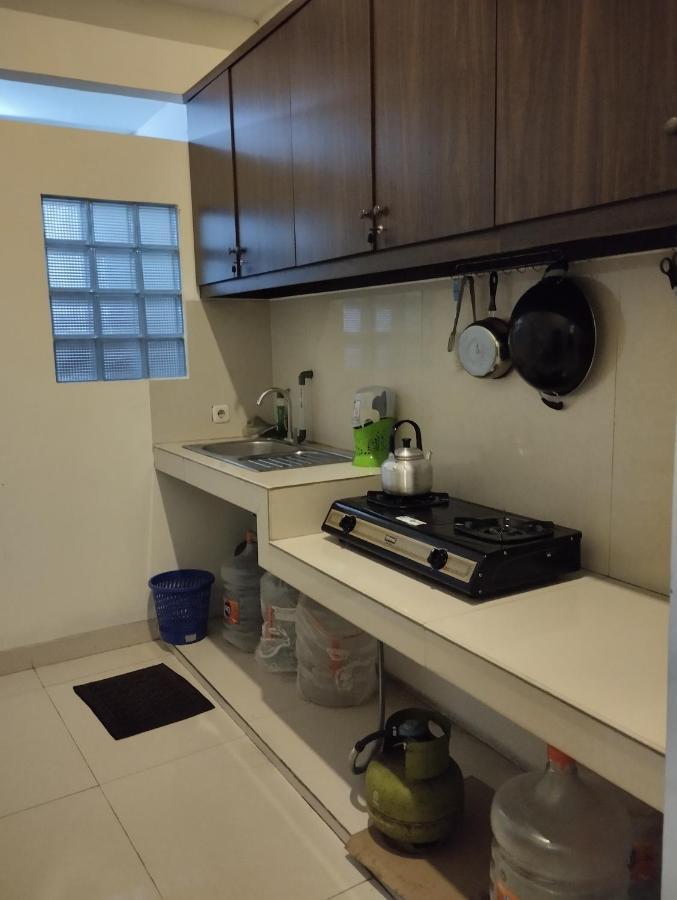 Omah Watu Homestay Yogyakarta Exterior photo